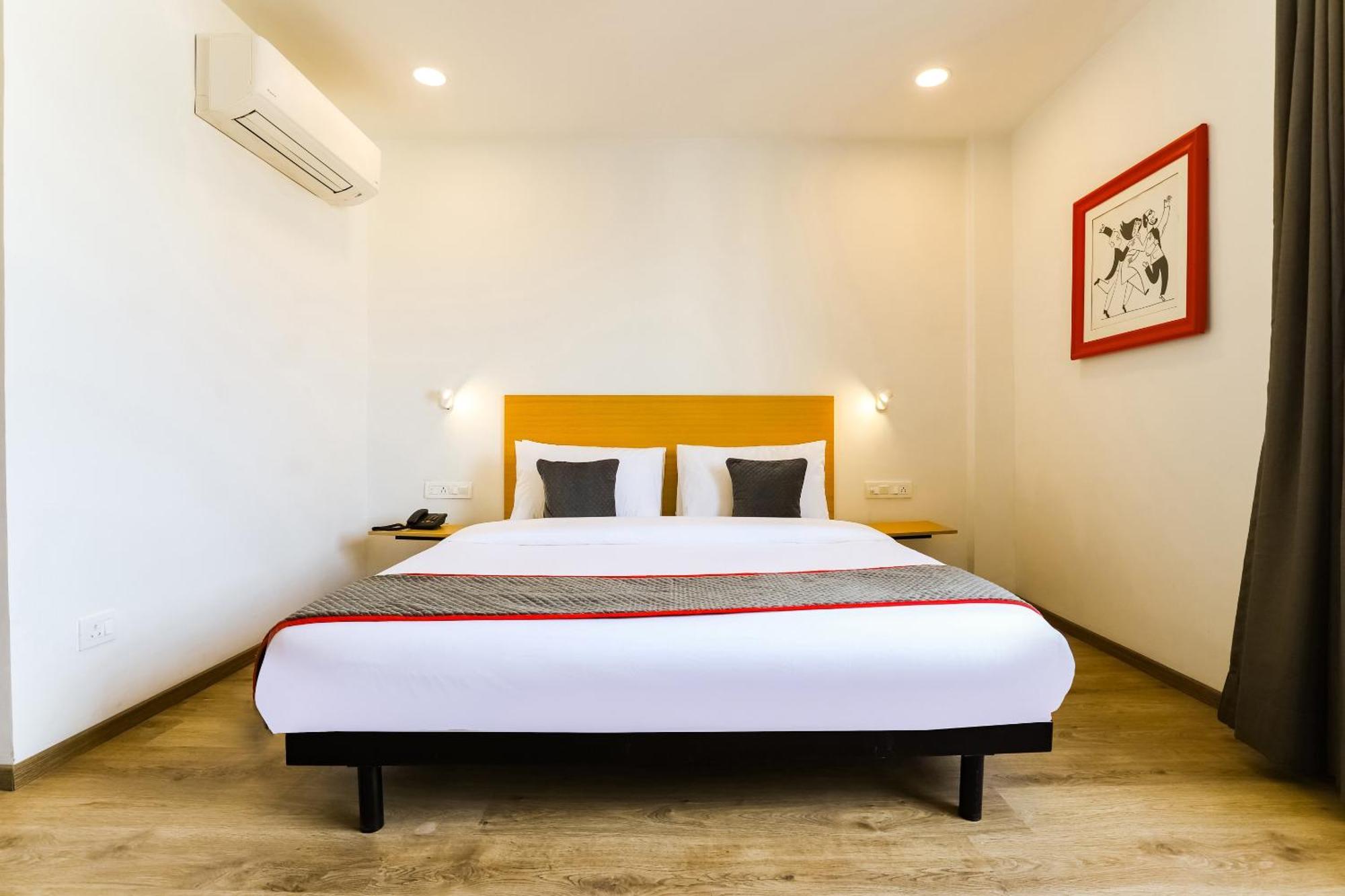 Townhouse Prithvi Resort Near Phoenix Palassio Lucknow Exterior foto